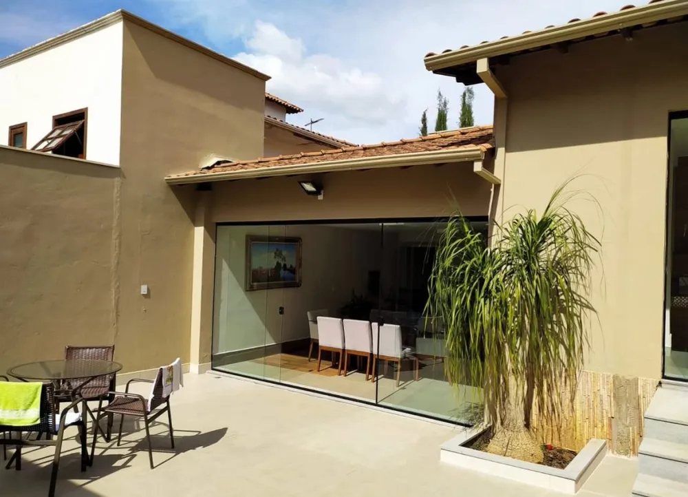 Casa, 4 quartos, 300 m² - Foto 3