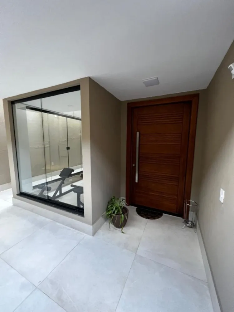 Casa, 4 quartos, 300 m² - Foto 1