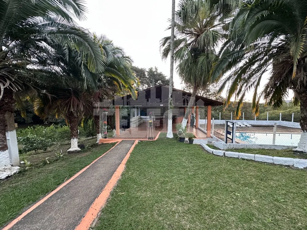 Sítio, 5 quartos, 13560 m² - Foto 3