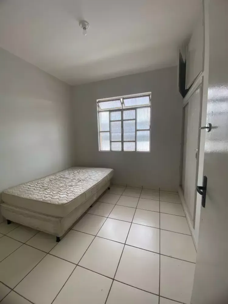 Casa, 7 quartos, 100 m² - Foto 4