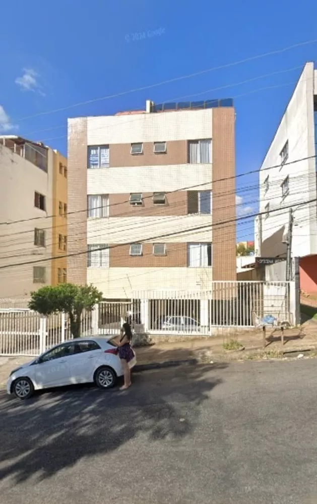 Apartamento à venda com 2 quartos, 108m² - Foto 1