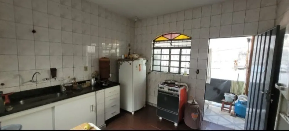 Casa, 6 quartos, 290 m² - Foto 1