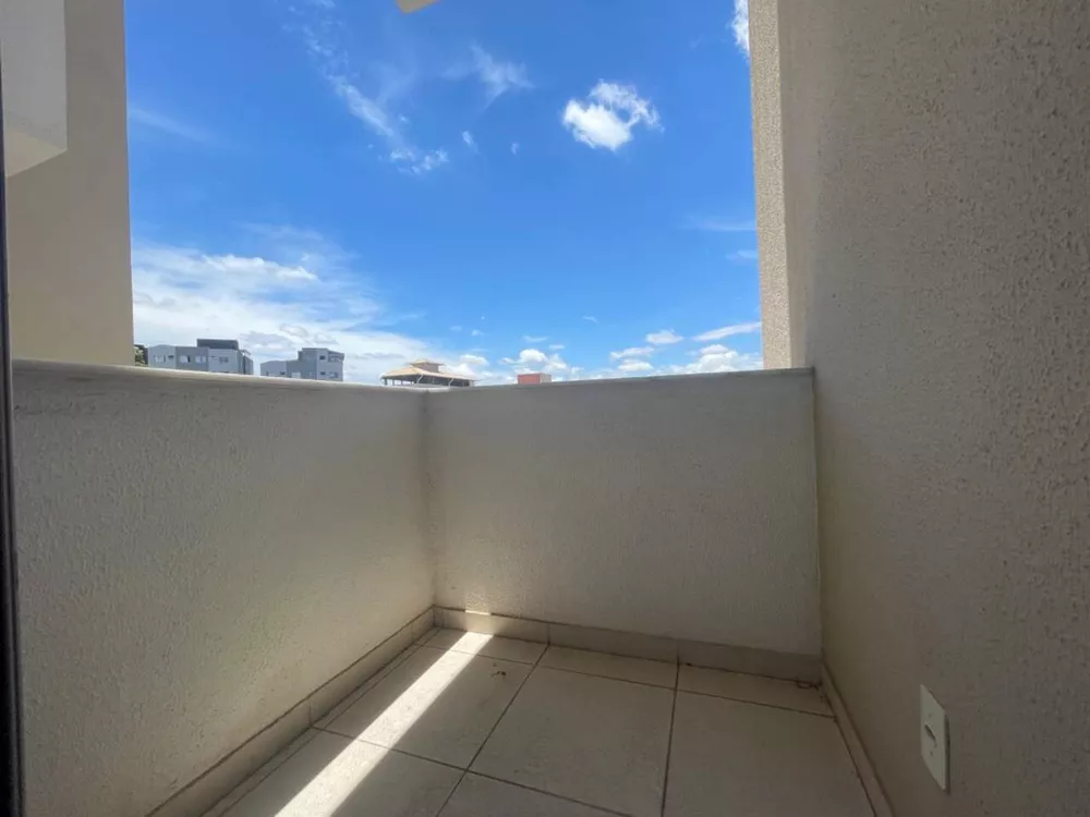 Apartamento à venda com 2 quartos, 52m² - Foto 4