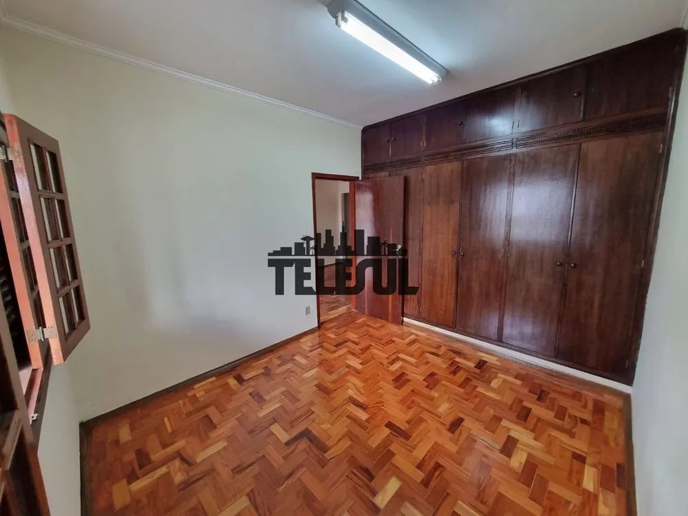 Casa, 4 quartos, 200 m² - Foto 2