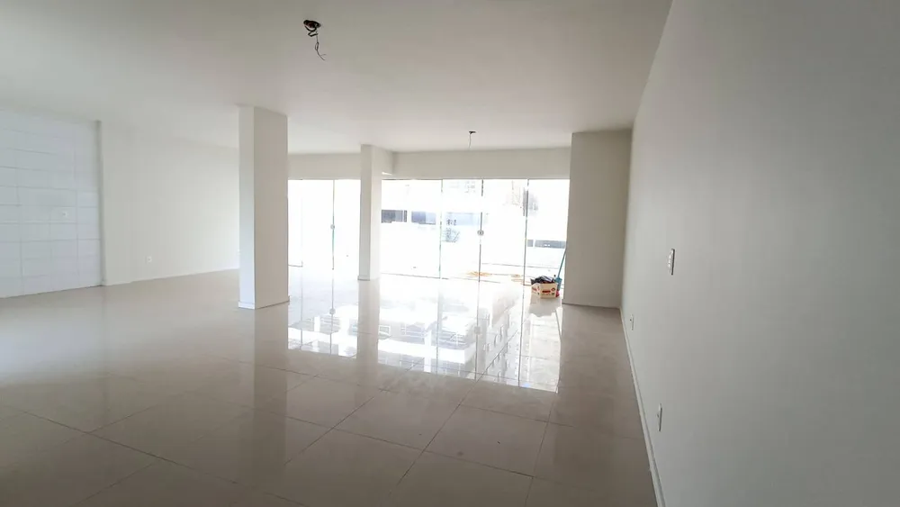 Apartamento, 3 quartos, 228 m² - Foto 1