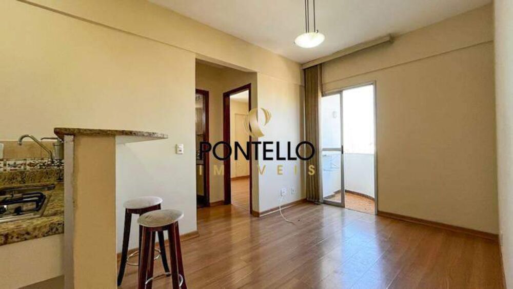 Apartamento à venda com 2 quartos, 63m² - Foto 2