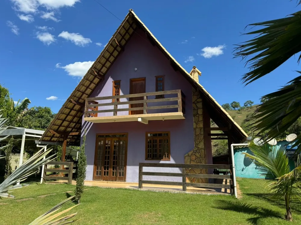 Chácara, 3 quartos, 2000 m² - Foto 1