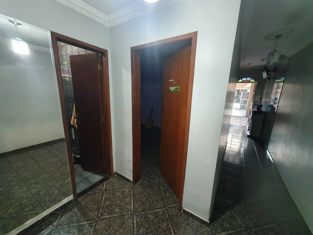 Casa, 4 quartos, 180 m² - Foto 5