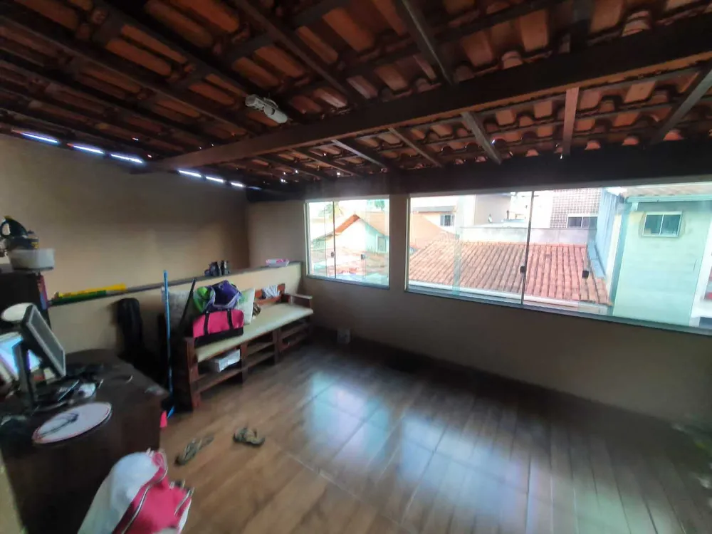 Casa, 4 quartos, 180 m² - Foto 11