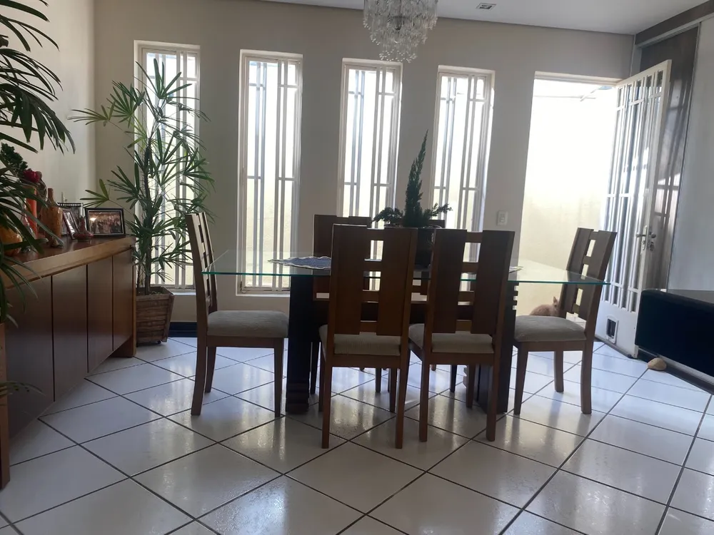 Casa, 3 quartos, 375 m² - Foto 1