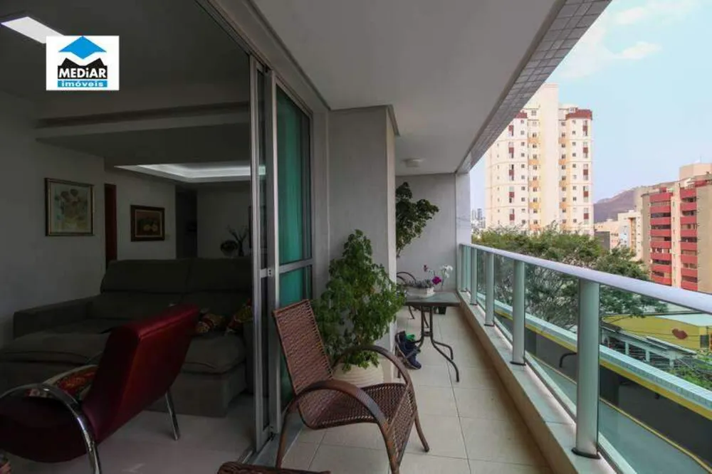Apartamento, 4 quartos, 130 m² - Foto 1