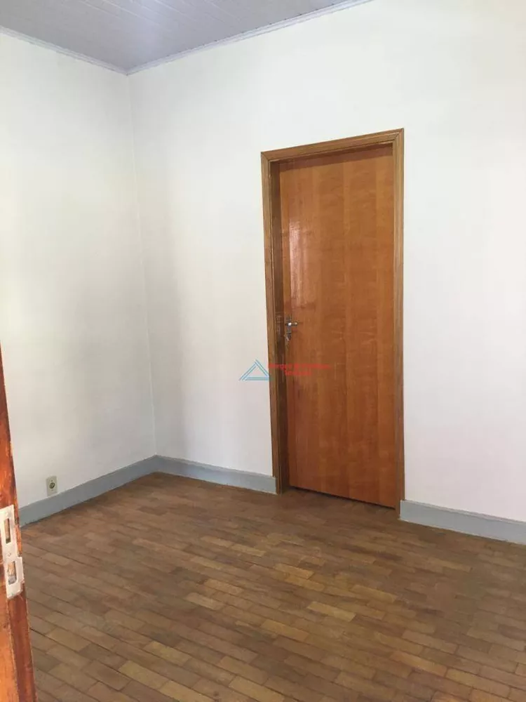 Casa à venda com 4 quartos, 169m² - Foto 5