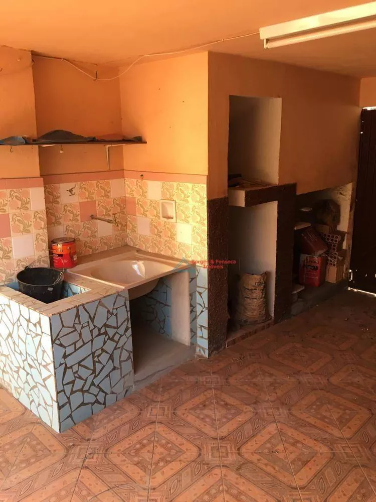 Casa à venda com 4 quartos, 169m² - Foto 19