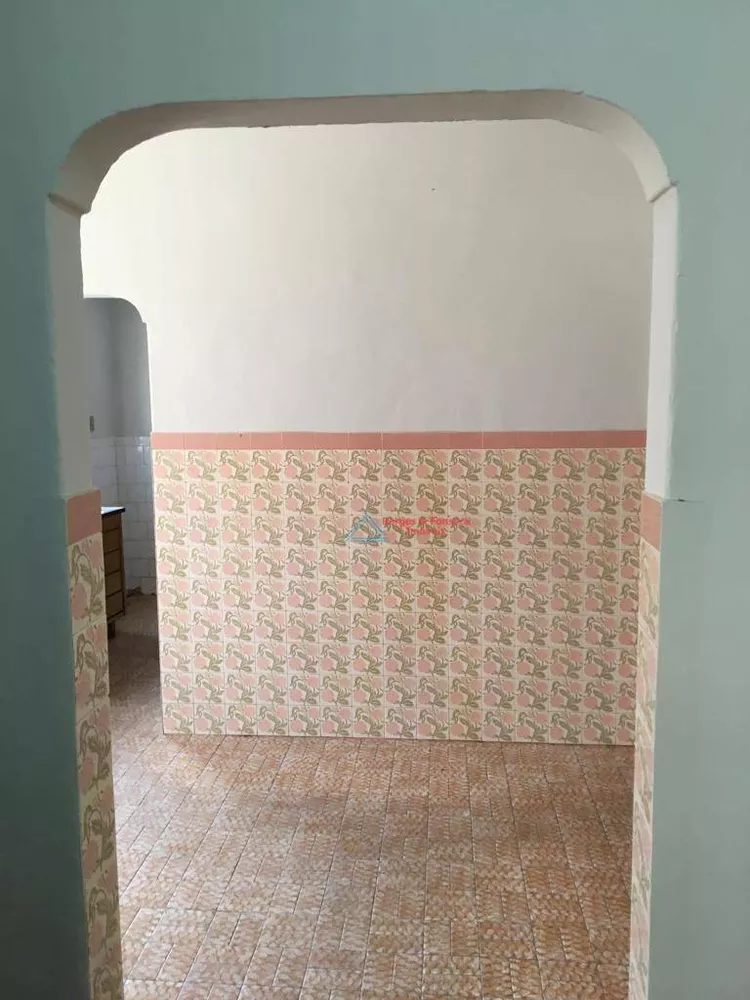 Casa à venda com 4 quartos, 169m² - Foto 11