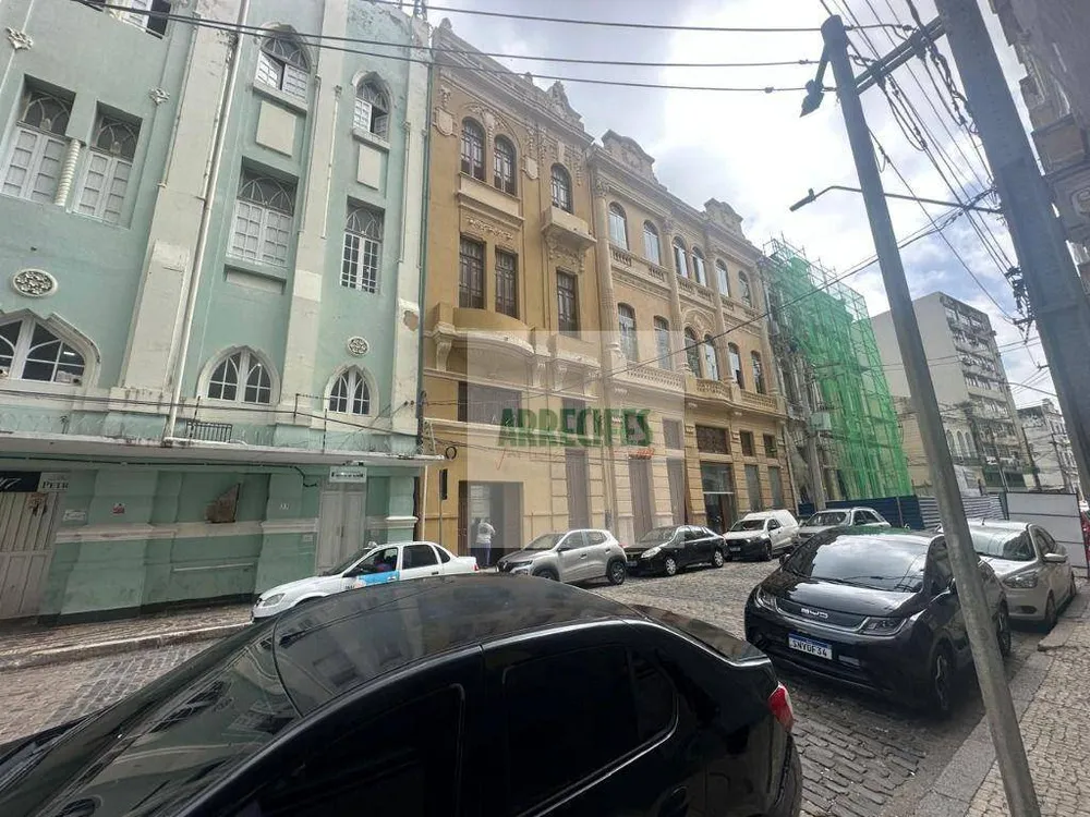 Prédio Inteiro, 1000 m² - Foto 1