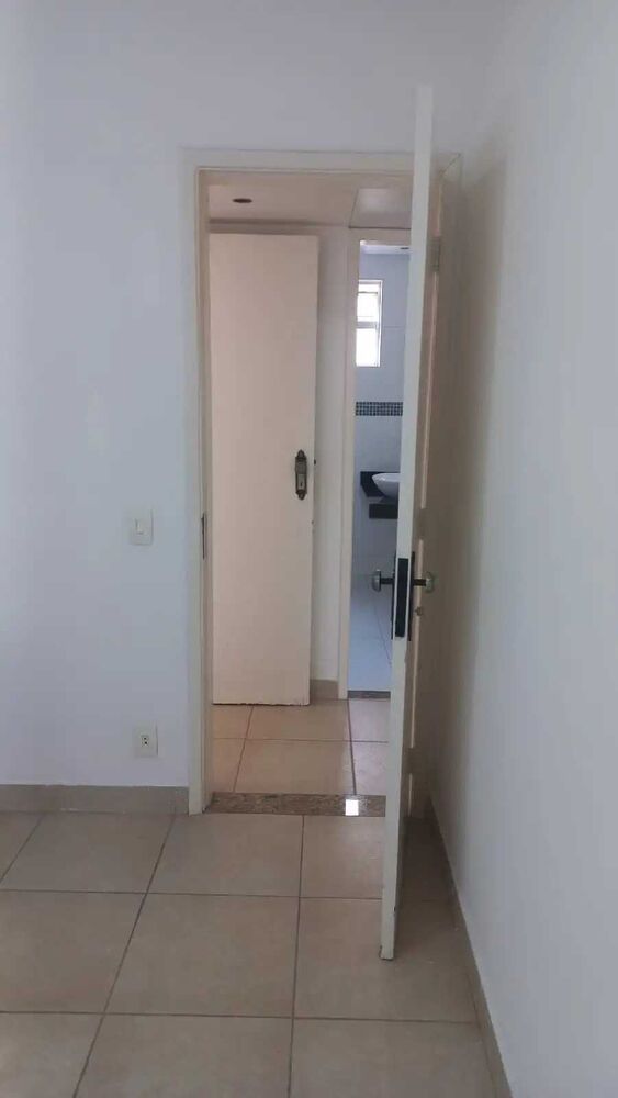 Apartamento à venda com 3 quartos, 100m² - Foto 11