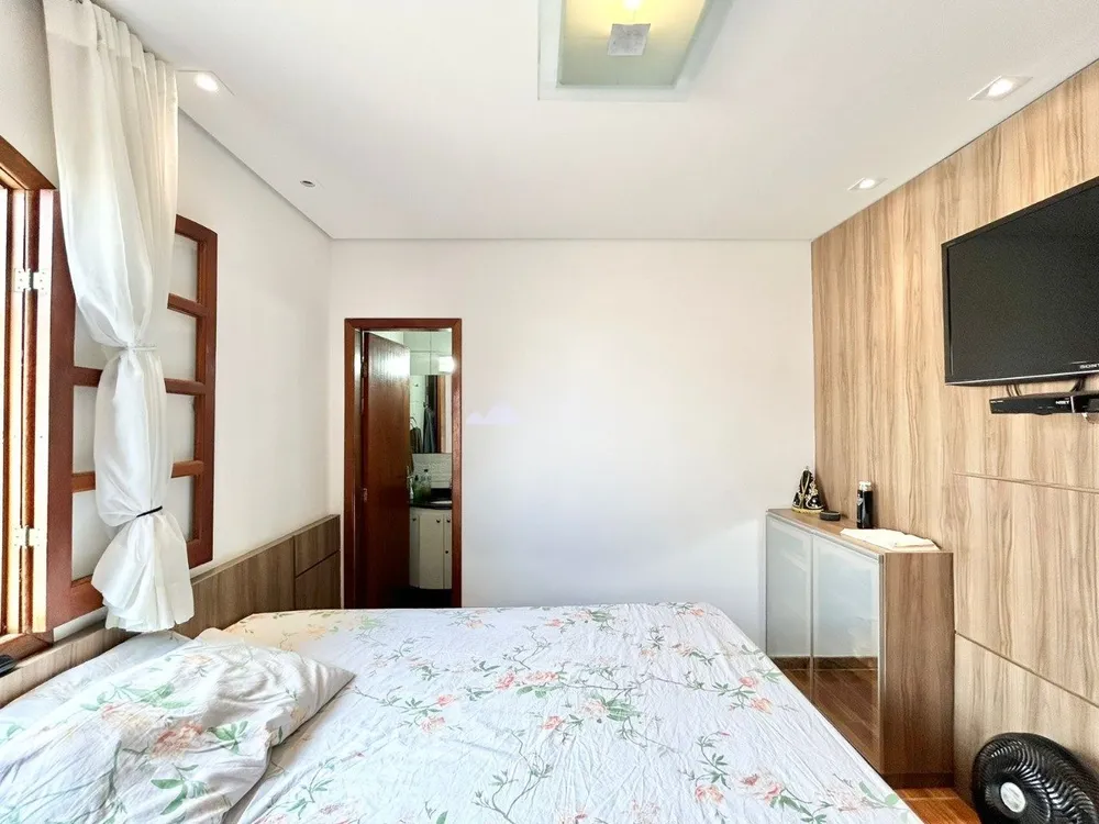 Casa, 4 quartos, 360 m² - Foto 10