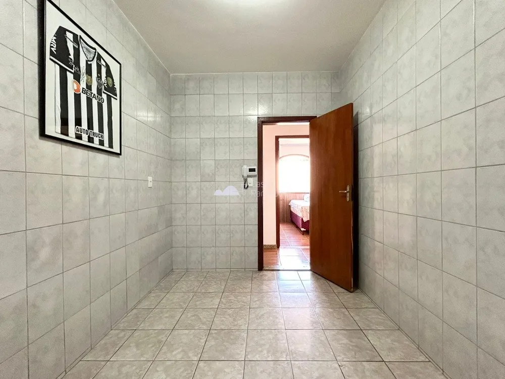 Casa, 4 quartos, 360 m² - Foto 22