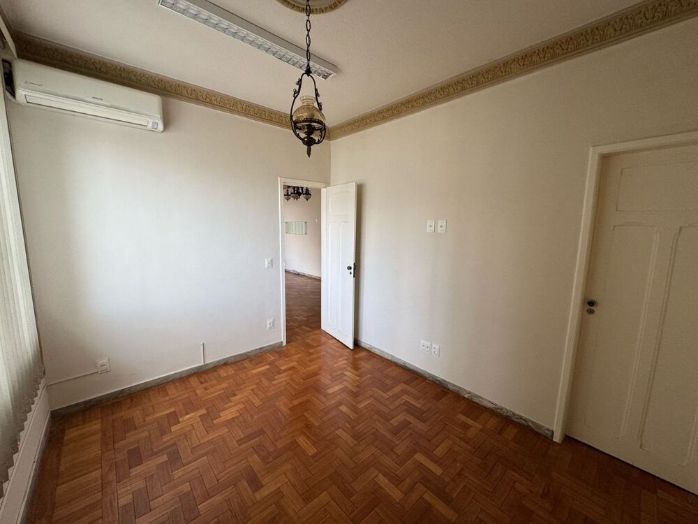 Loja-Salão para alugar com 3 quartos, 244m² - Foto 7