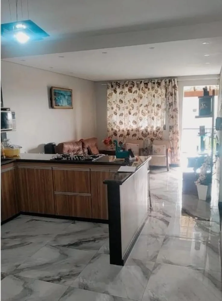 Sítio, 2 quartos, 220 m² - Foto 4