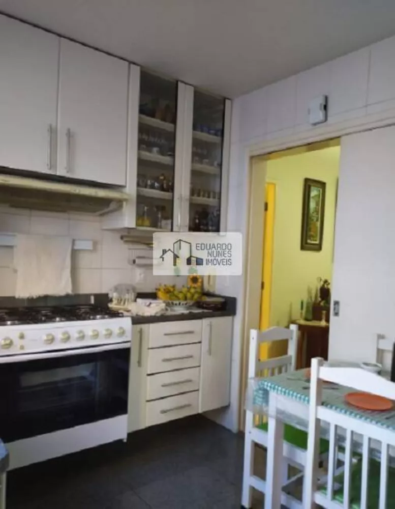 Apartamento à venda com 3 quartos, 110m² - Foto 16