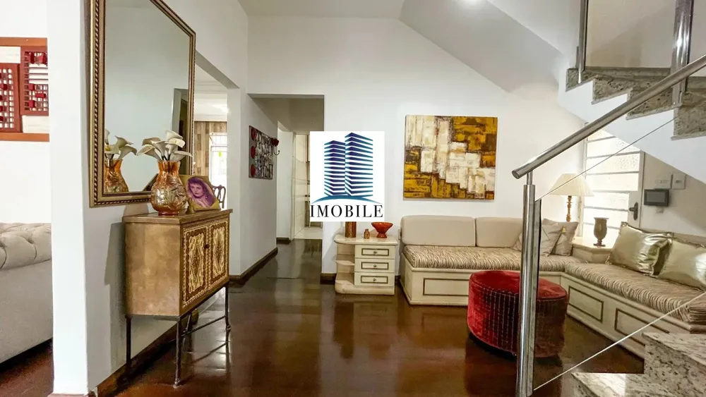 Casa, 4 quartos, 317 m² - Foto 1