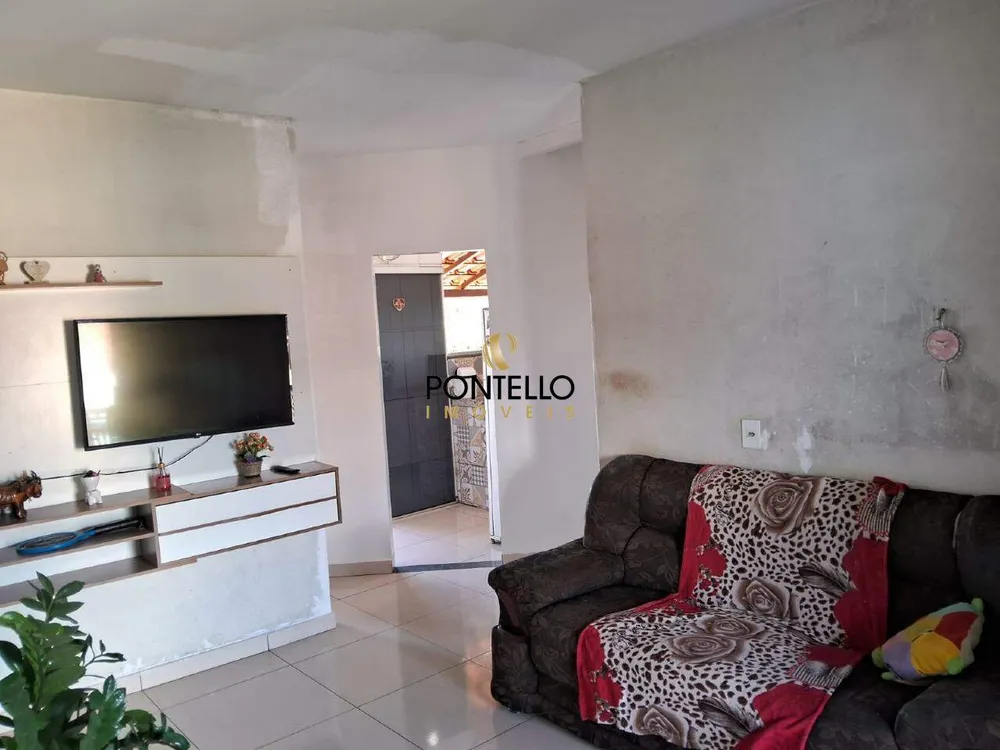 Casa, 3 quartos, 107 m² - Foto 2