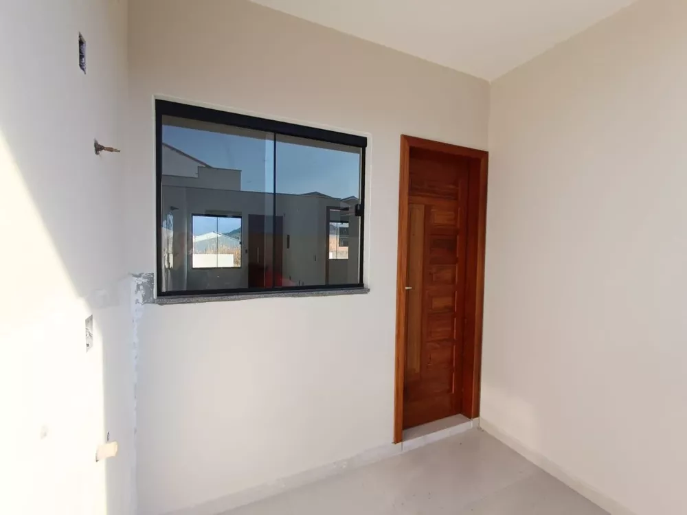 Casa à venda com 2 quartos, 58m² - Foto 9