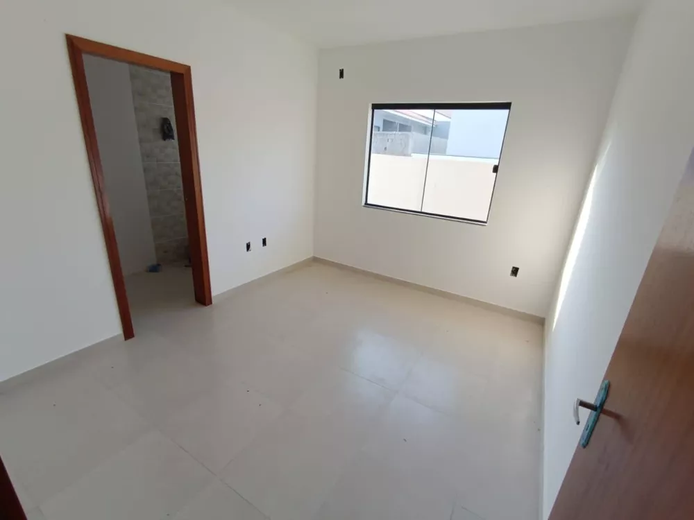 Casa à venda com 2 quartos, 58m² - Foto 4