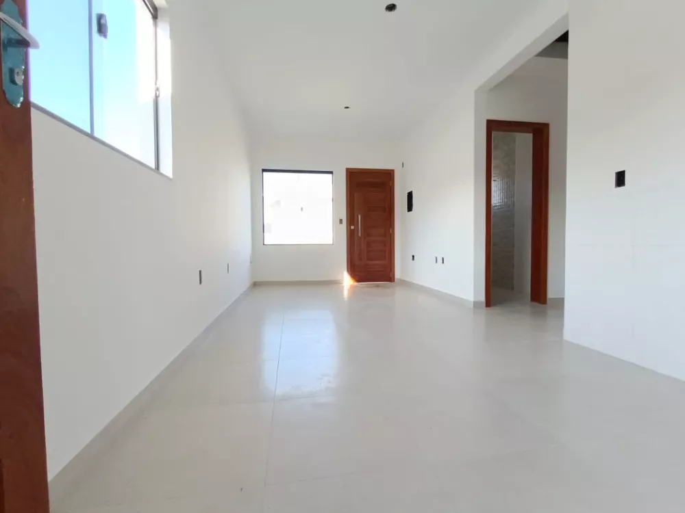 Casa à venda com 2 quartos, 58m² - Foto 3