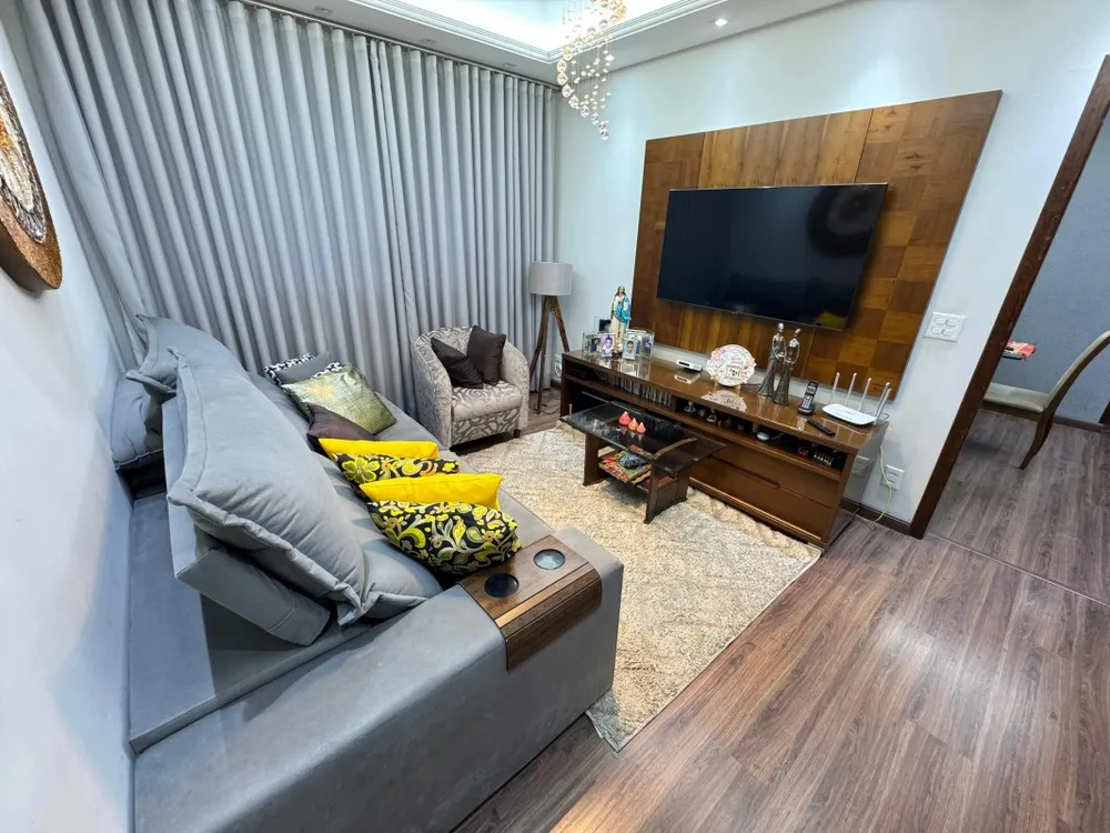 Apartamento, 3 quartos, 130 m² - Foto 1