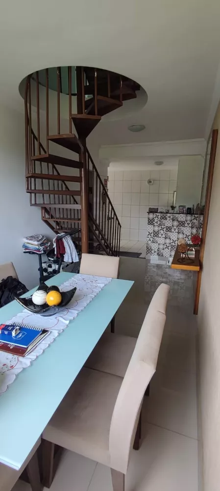 Cobertura à venda com 2 quartos, 168m² - Foto 3