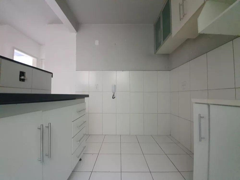 Apartamento à venda com 2 quartos, 48m² - Foto 4