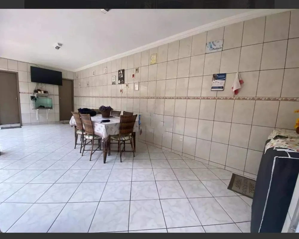Casa, 3 quartos, 220 m² - Foto 15