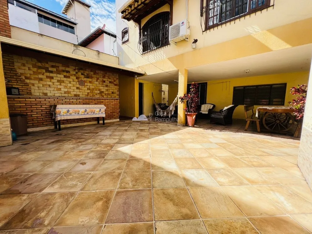 Casa, 3 quartos, 240 m² - Foto 2