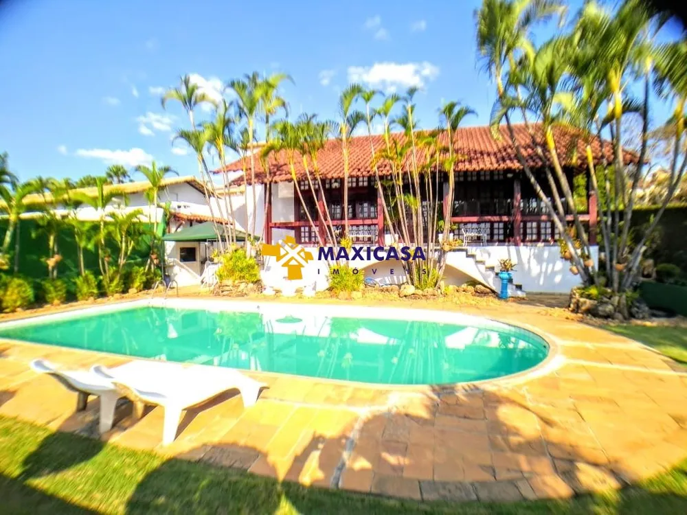 Casa, 4 quartos, 1000 m² - Foto 1