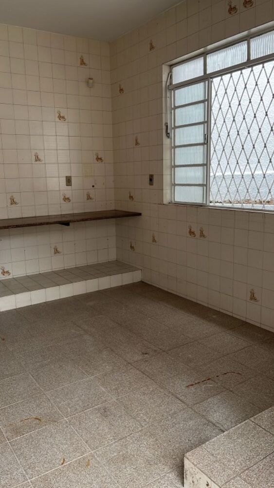 Casa para alugar com 1 quarto, 360m² - Foto 15