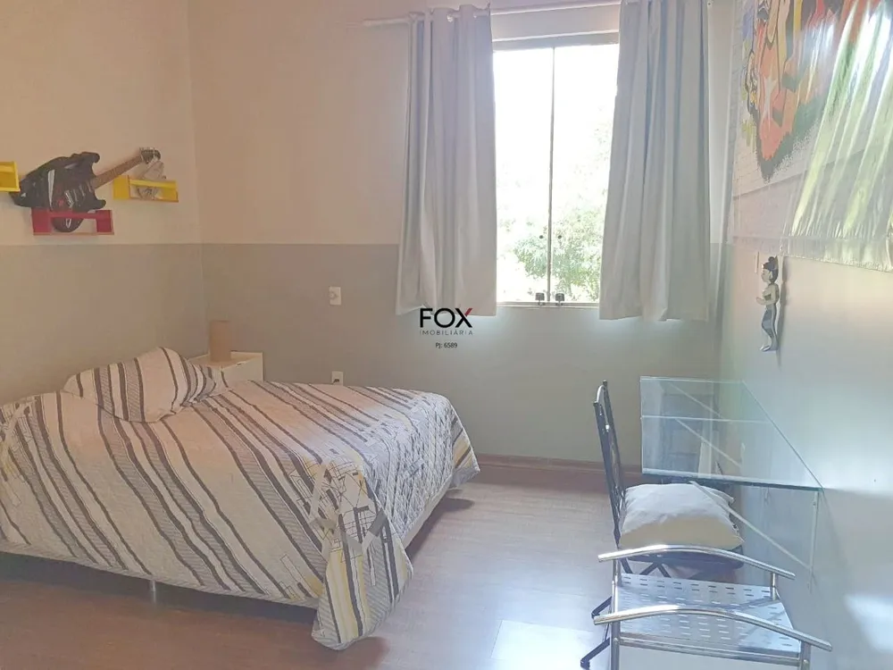 Casa, 5 quartos, 450 m² - Foto 3