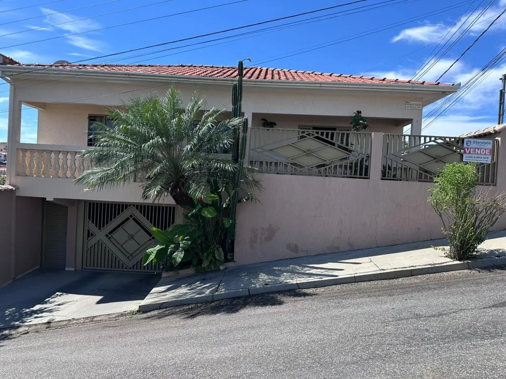 Casa, 3 quartos, 162 m² - Foto 2