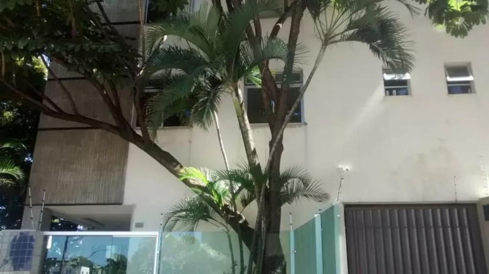 Cobertura à venda com 4 quartos, 200m² - Foto 1