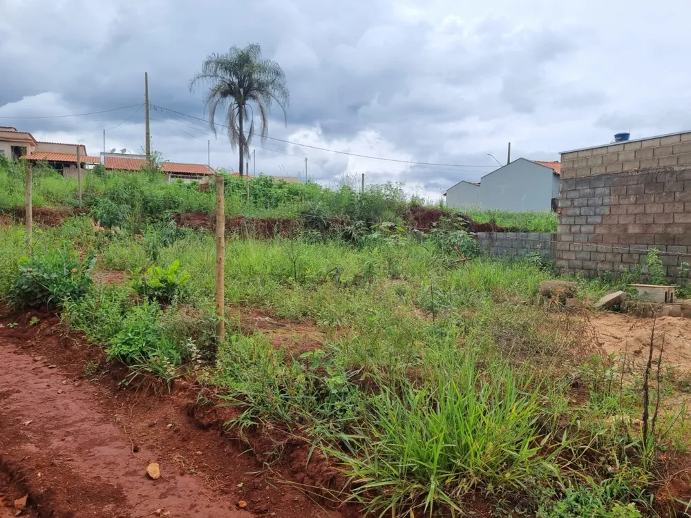 Terreno, 240 m² - Foto 1