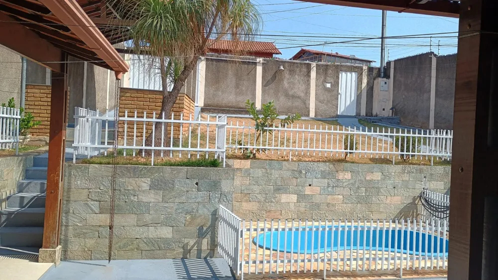 Casa, 3 quartos, 200 m² - Foto 1