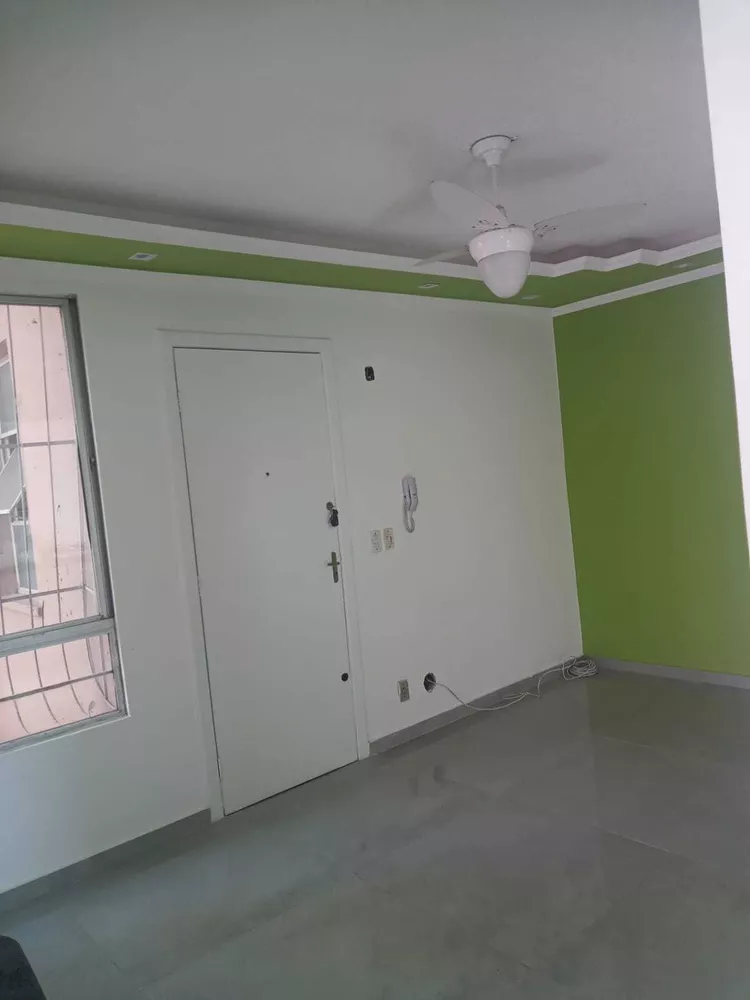 Apartamento à venda com 2 quartos, 50m² - Foto 2