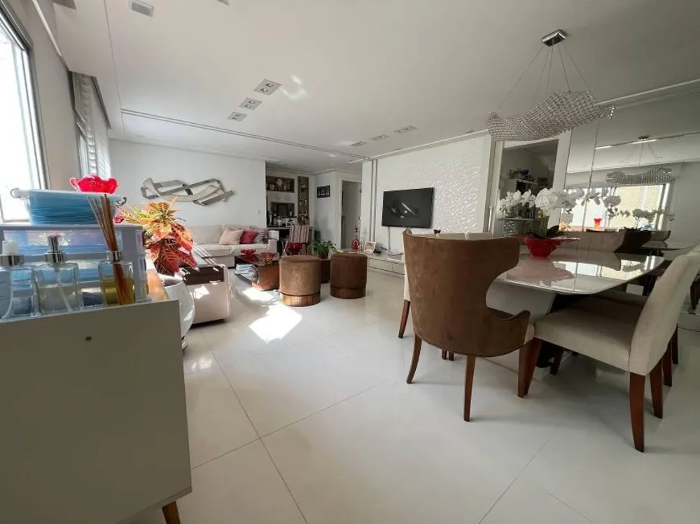 Apartamento, 3 quartos, 164 m² - Foto 2