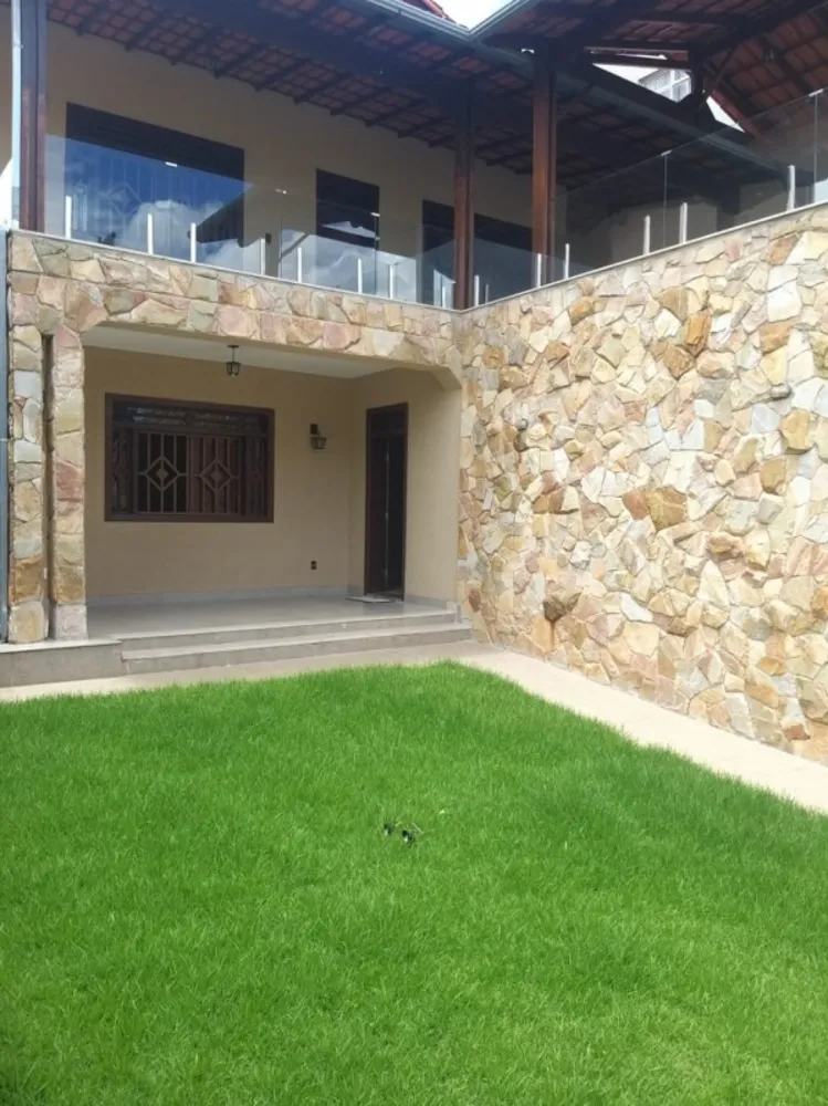 Casa, 3 quartos, 365 m² - Foto 1