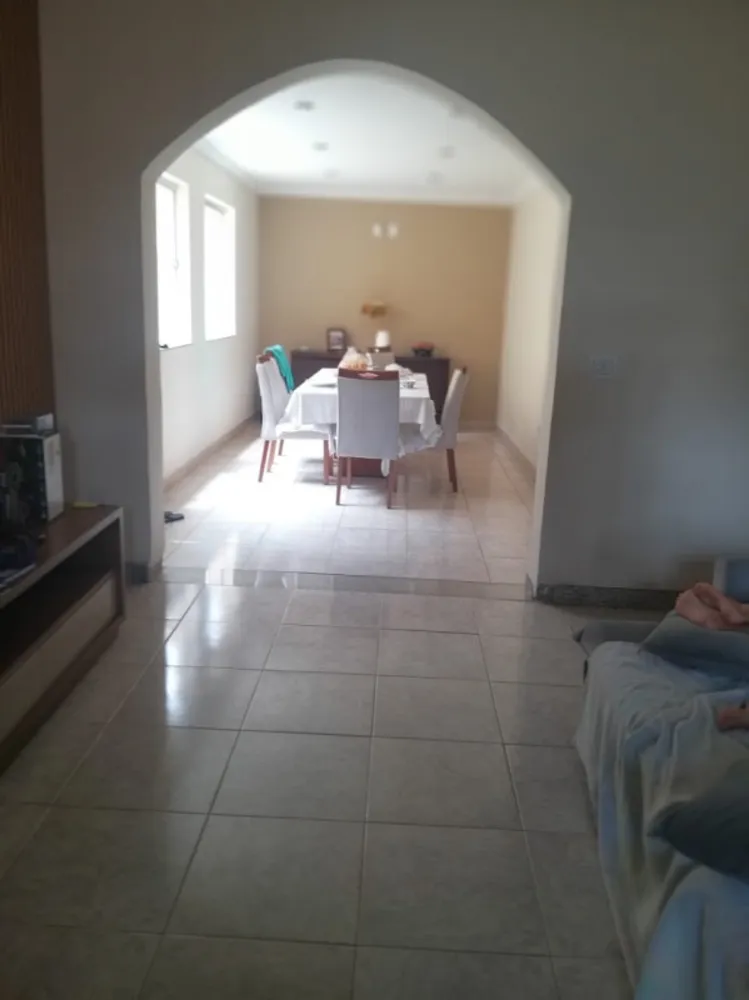 Casa, 3 quartos, 365 m² - Foto 1