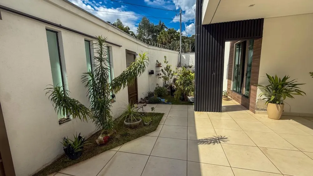 Casa, 3 quartos, 211 m² - Foto 2