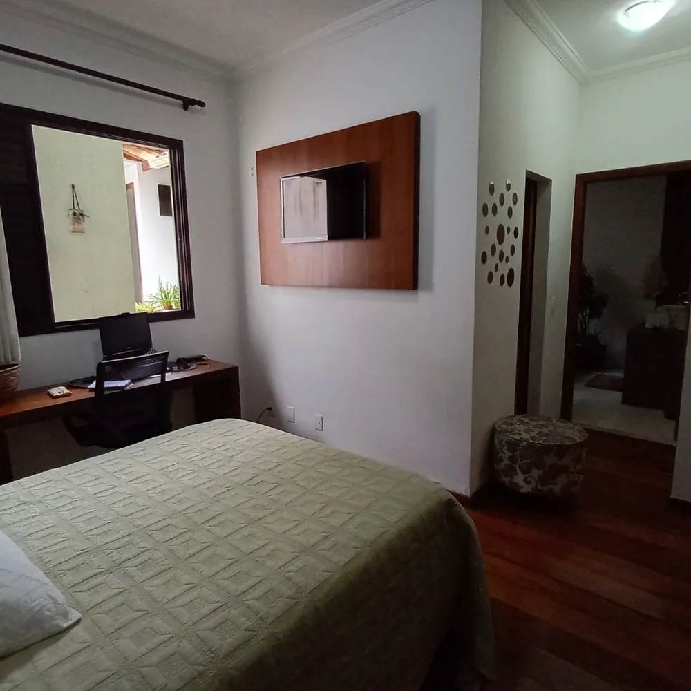 Casa, 4 quartos, 303 m² - Foto 5