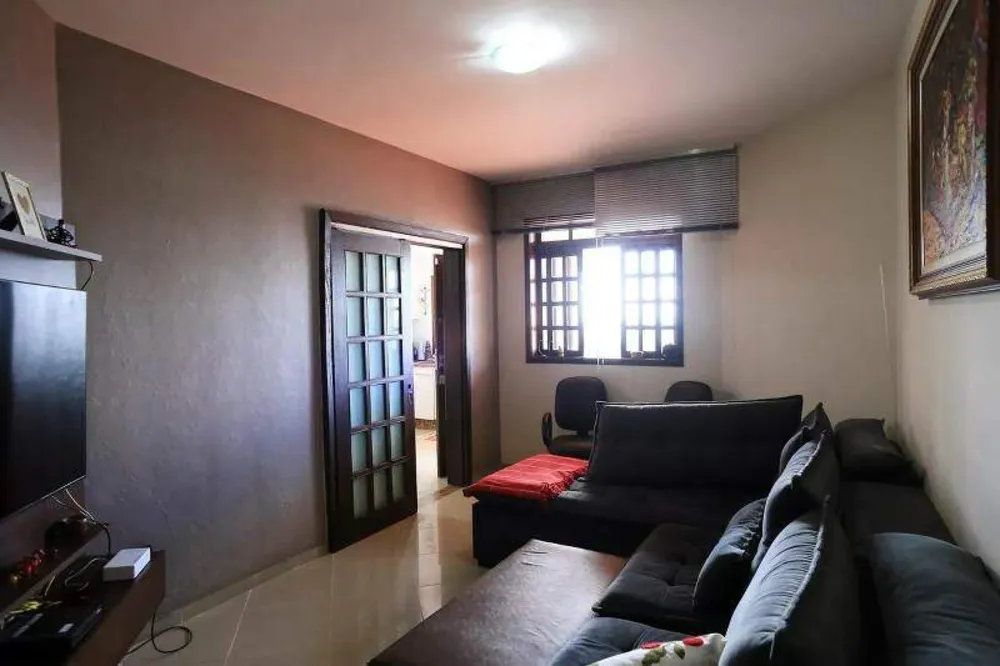 Casa, 4 quartos, 320 m² - Foto 2