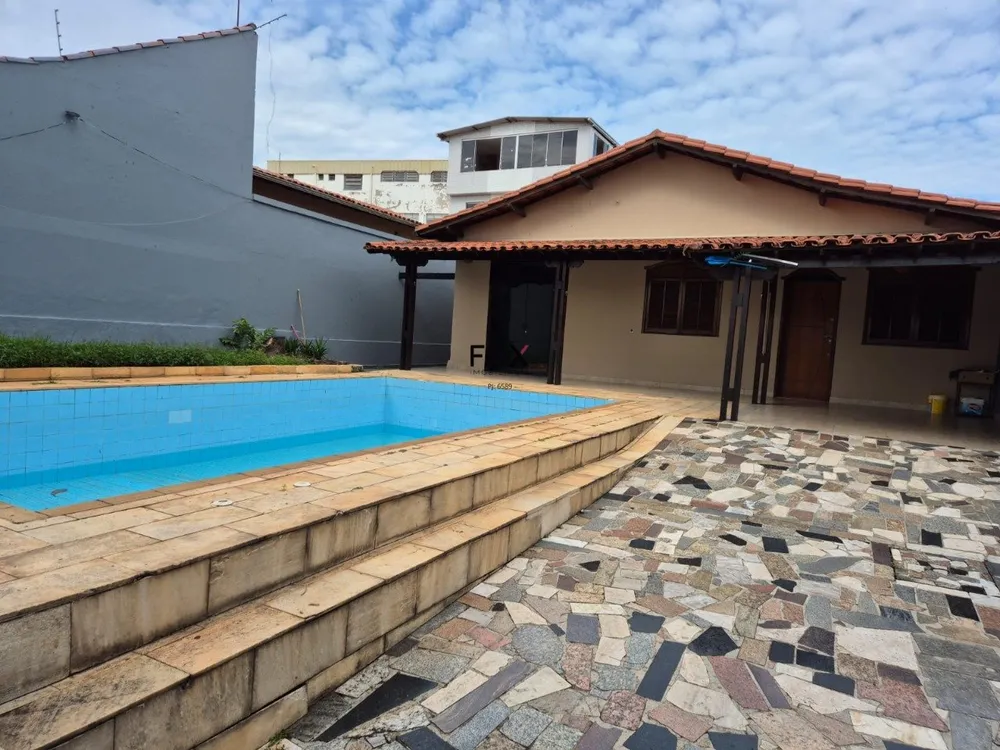 Casa, 3 quartos, 218 m² - Foto 5